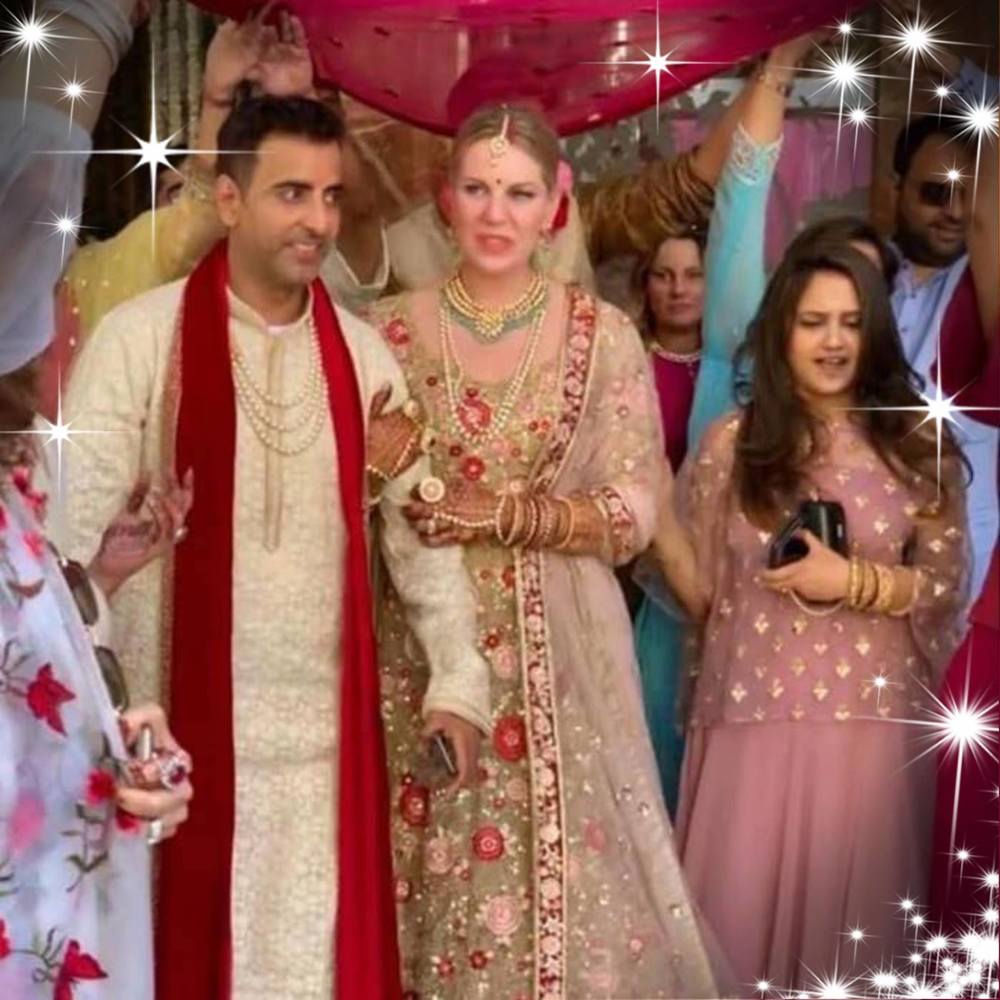 Meet your Posher, Christine